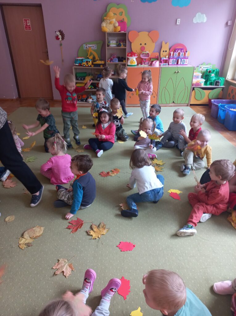 Zabawy z Panią Jesień