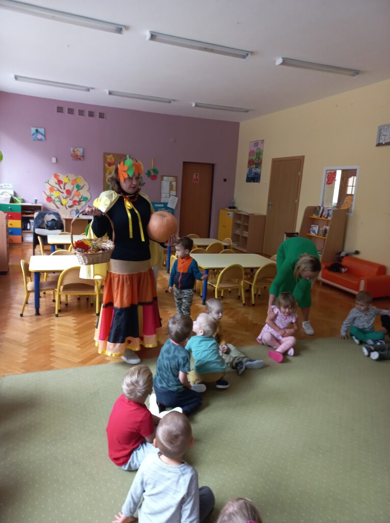 Zabawy z Panią Jesień