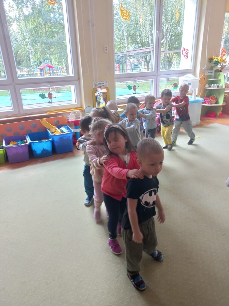 Zabawy z Panią Jesień