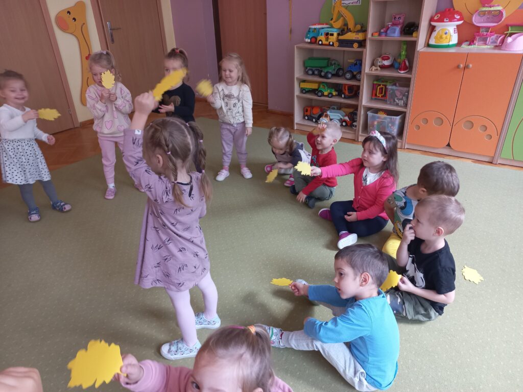 Zabawy z Panią Jesień