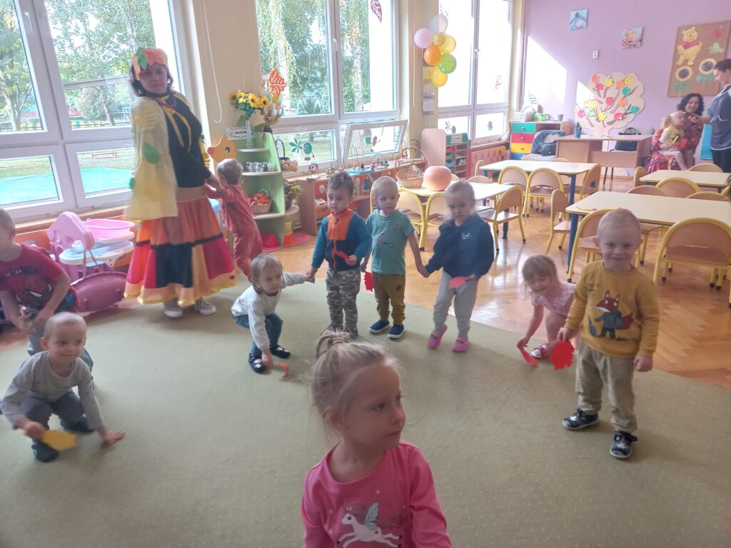 Zabawy z Panią Jesień