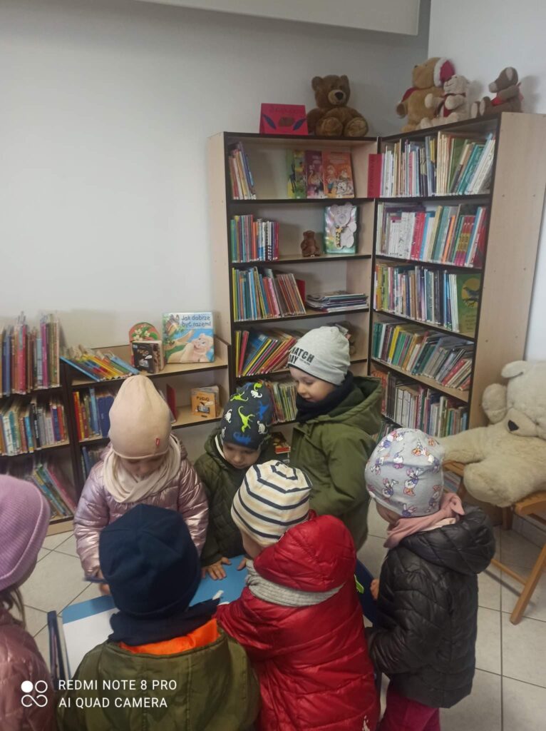 „Kotki” w bibliotece