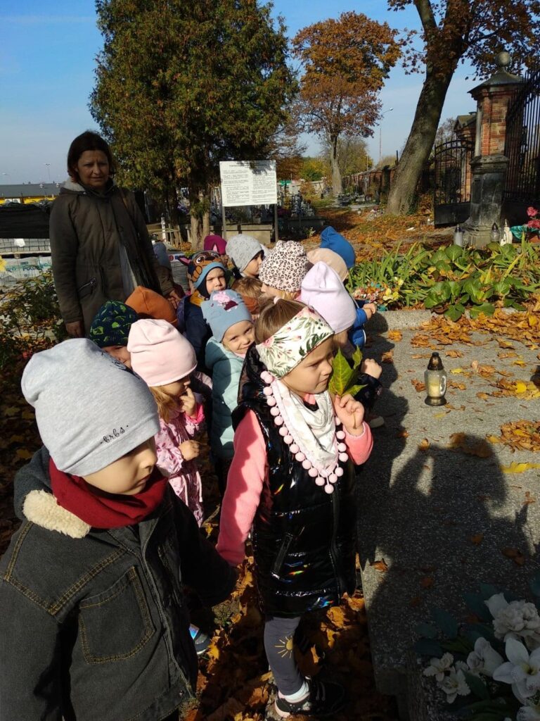 Pamiętamy o zmarłych – „Kotki”