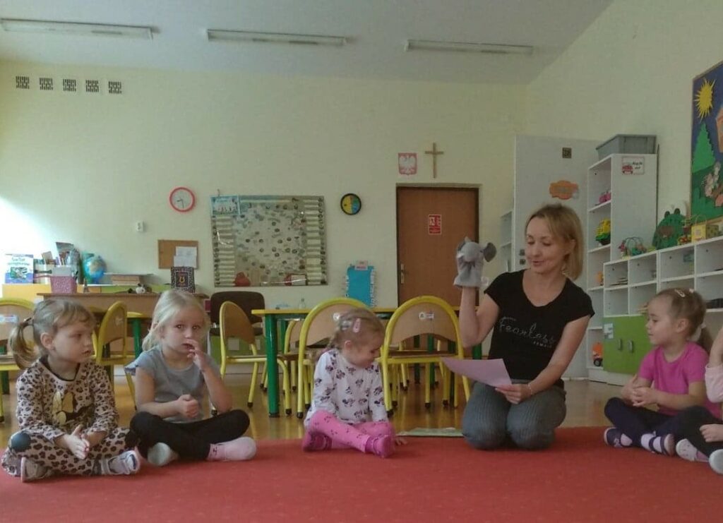 Wdech i wydech – realizacja programu „Oddycham nosem cały rok” w „Kotkach”