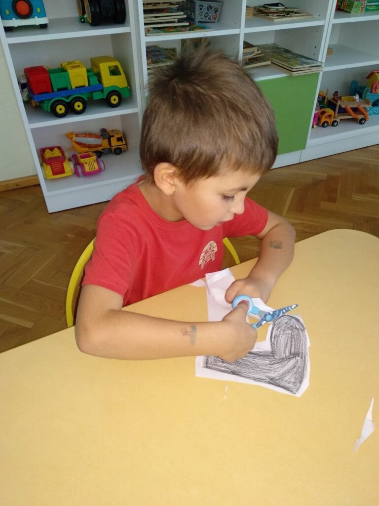 Wdech i wydech – realizacja programu „Oddycham nosem cały rok” w „Kotkach”