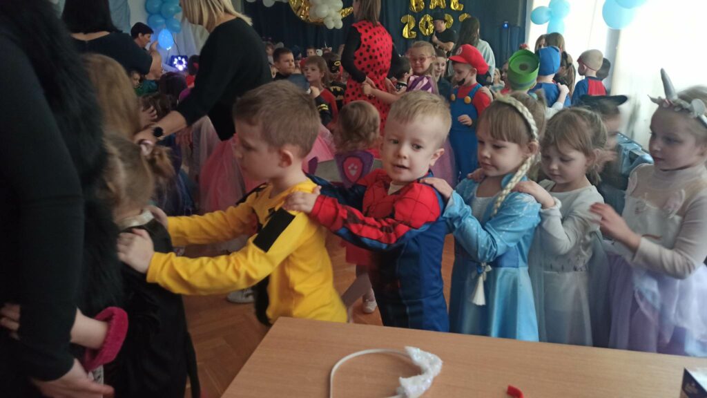 „Kotki” na balu karnawałowym
