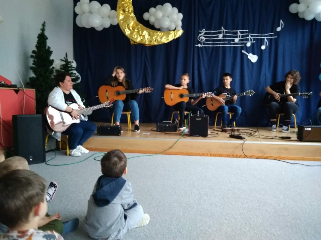 Koncert gitarowy