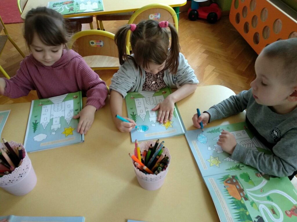 „Kotki” w krainie bajek i baśni