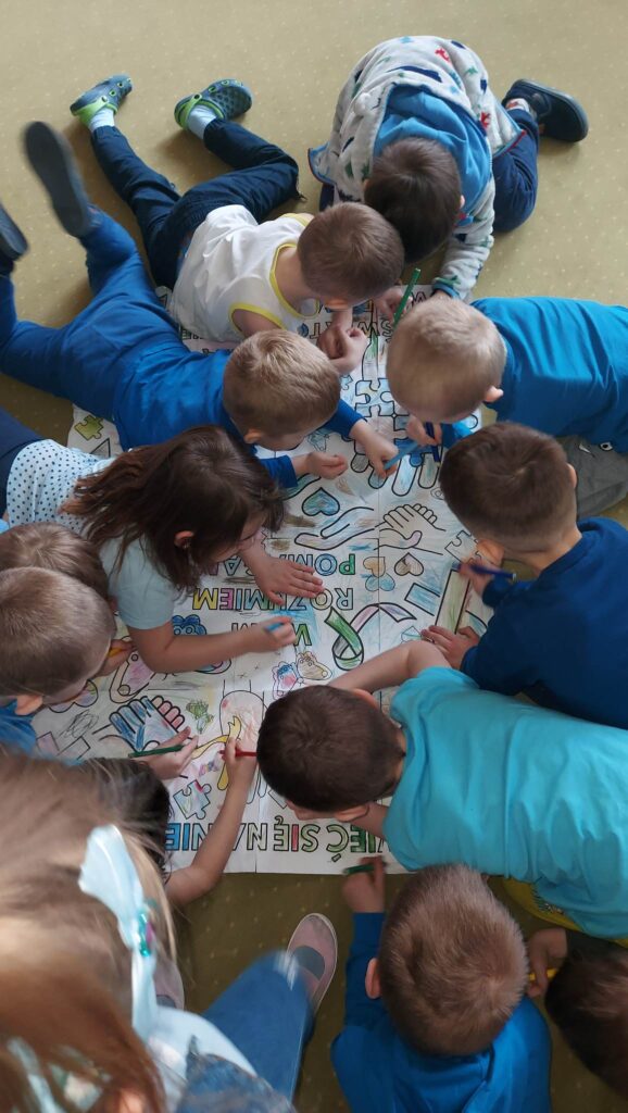 KWIECIEŃ MIESIĄCEM AUTYZMU