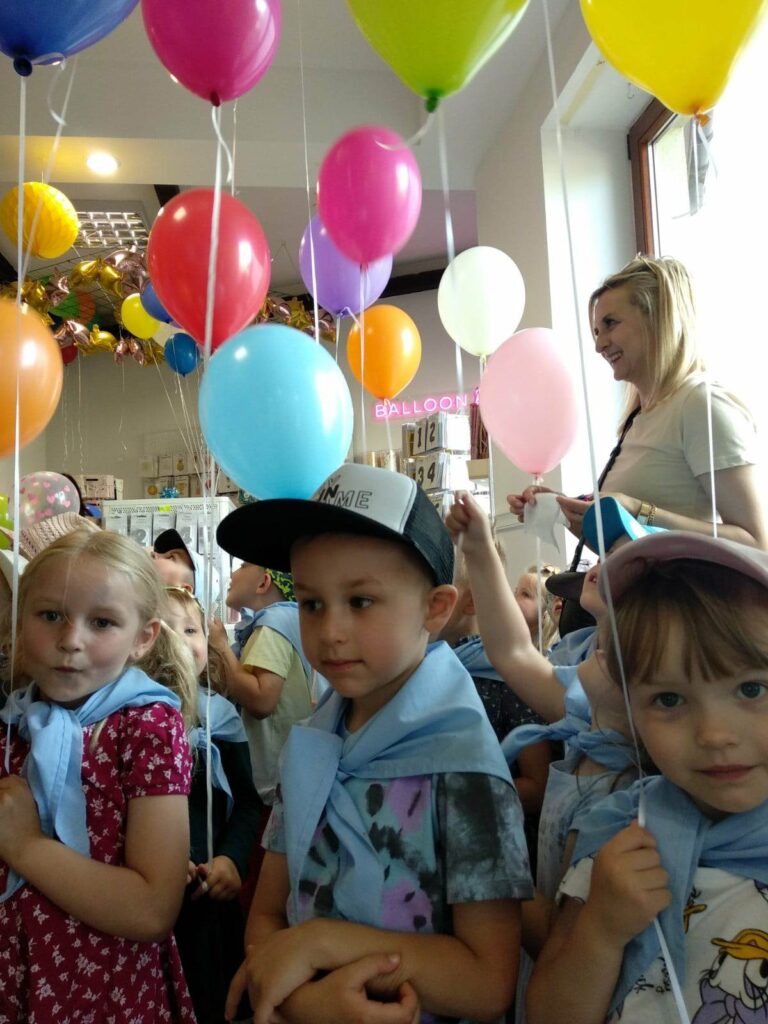 „Kotki” na otwarciu sklepu Let's Party Łęczna