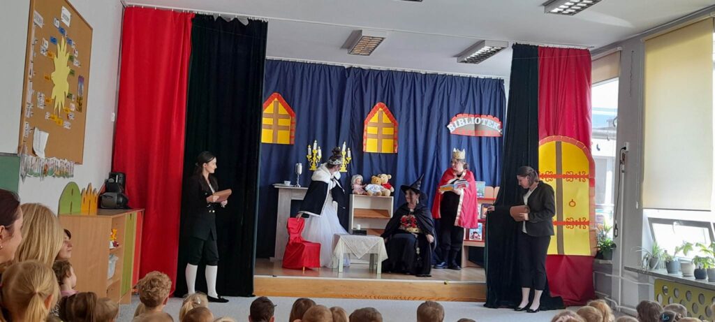 Przedstawienie teatralne