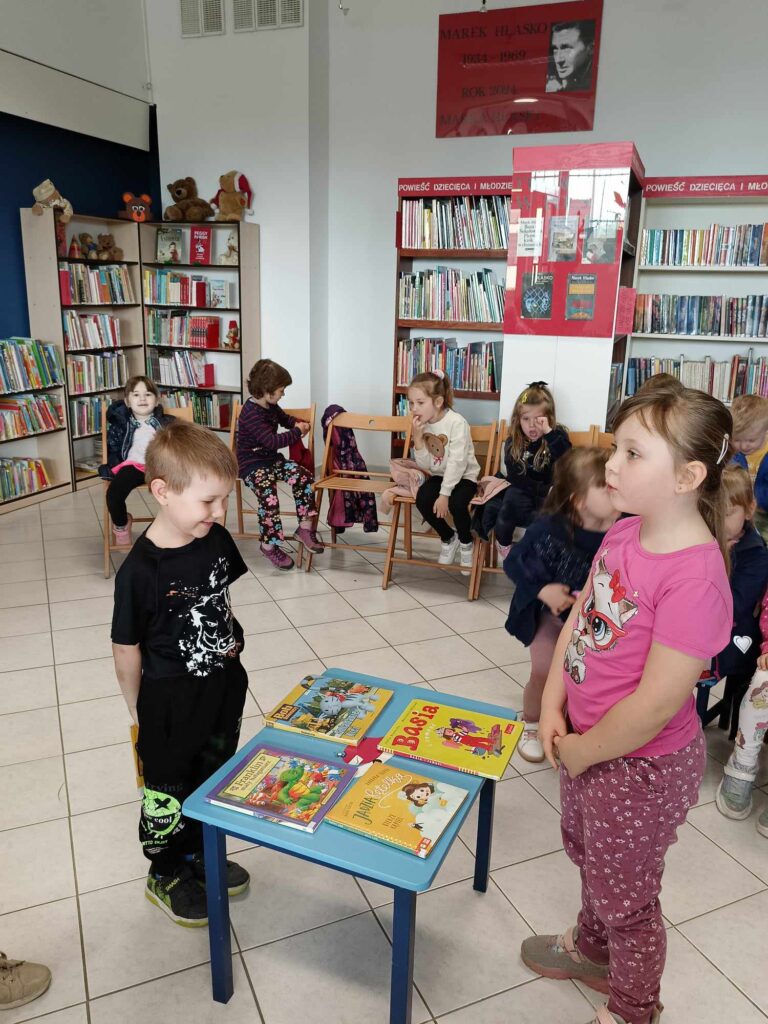 Zabawy z książką – „Motylki” w bibliotece