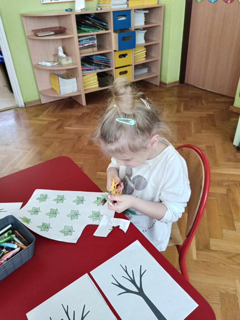 Czy drzewo może być mniejsze od psa?