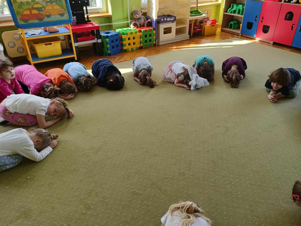 Czy drzewo może być mniejsze od psa?