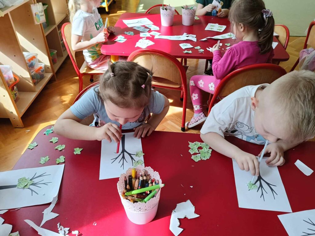 Czy drzewo może być mniejsze od psa?
