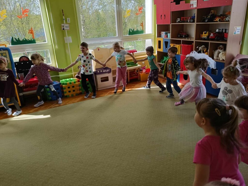 Czy drzewo może być mniejsze od psa?
