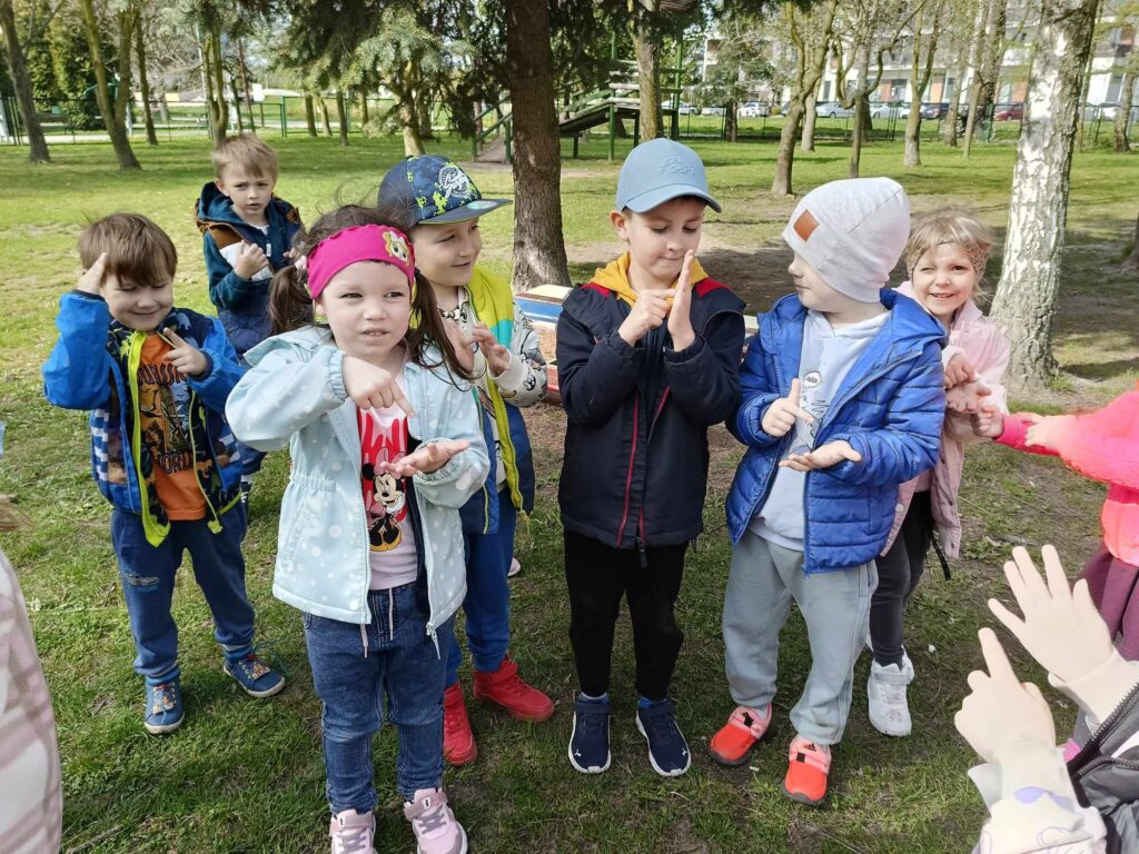 Czy drzewo może być mniejsze od psa?