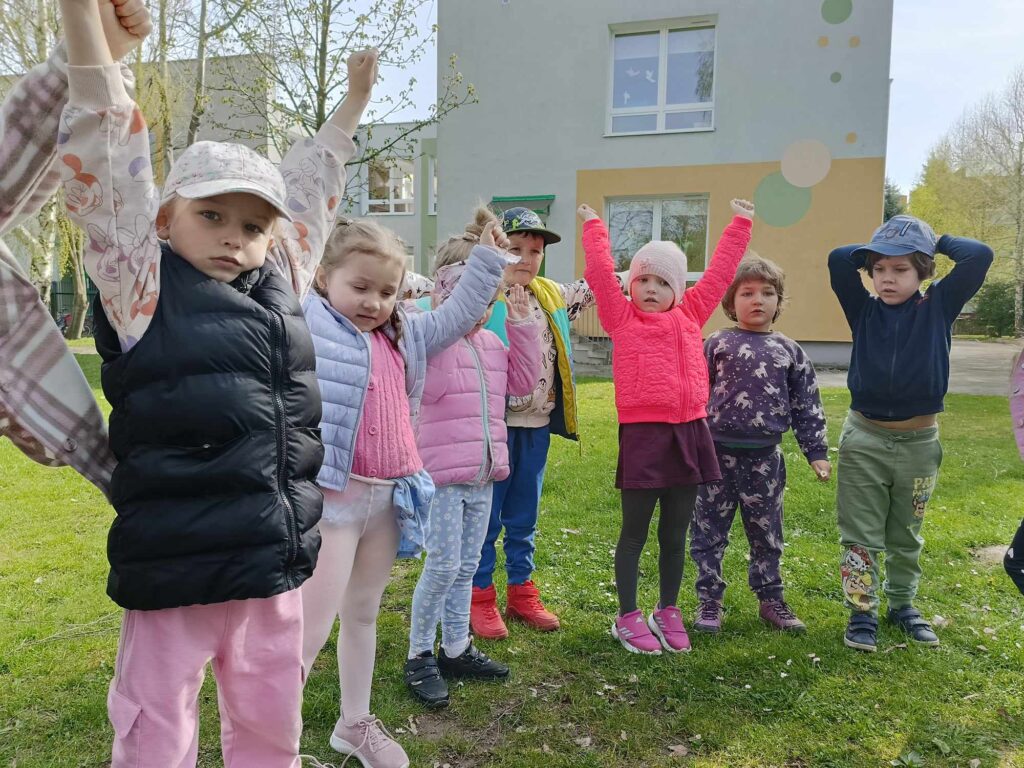 Czy drzewo może być mniejsze od psa?