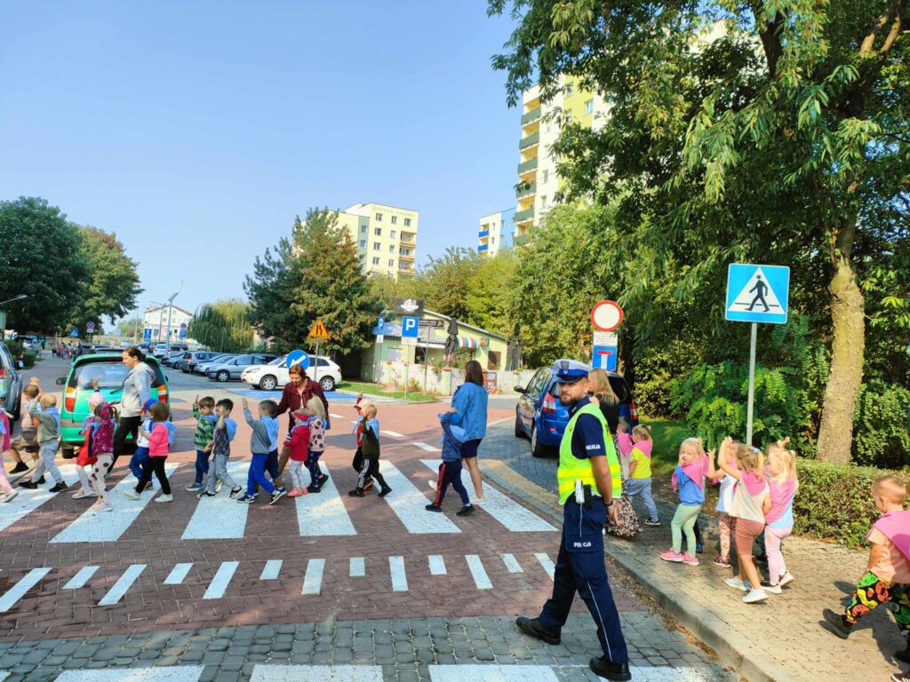„Bezpieczeństwo w ruchu drogowym” – wizyta Funkcjonariuszy Policji