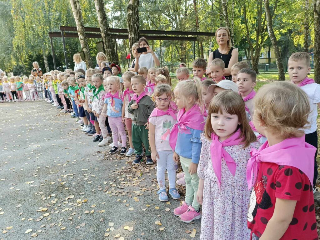 „Bezpieczeństwo w ruchu drogowym” – wizyta Funkcjonariuszy Policji