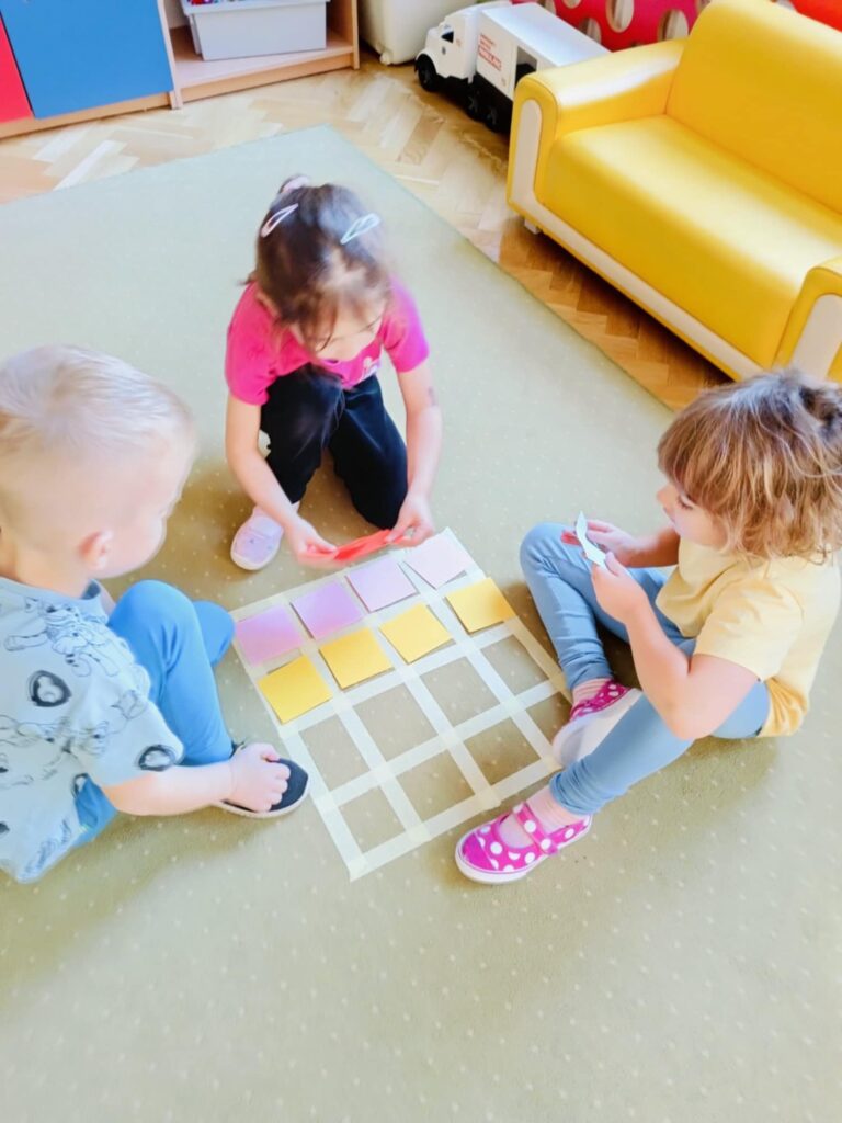 Jesienne zabawy matematyczne „Biedronek”