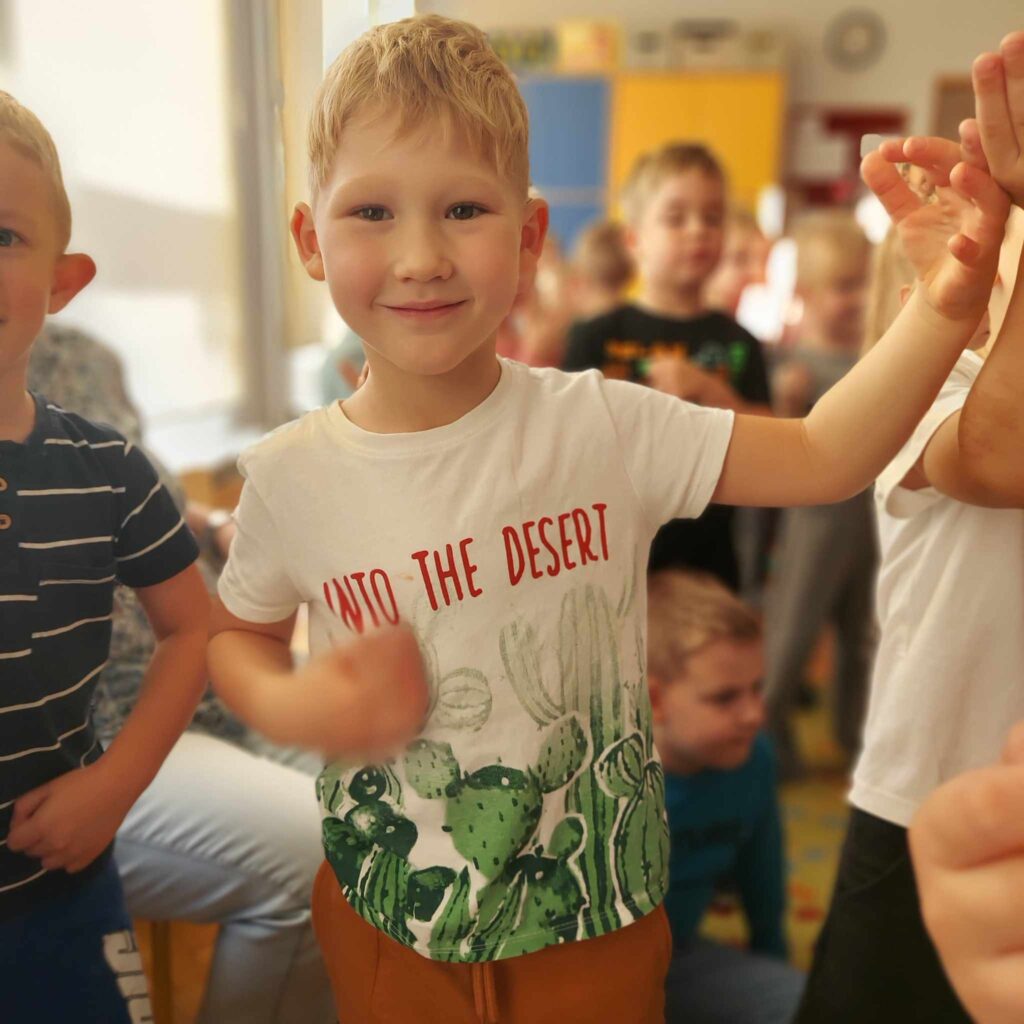 Jesienne przedstawienie w przedszkolu
