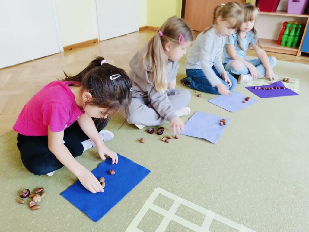 Jesienne zabawy matematyczne „Biedronek”