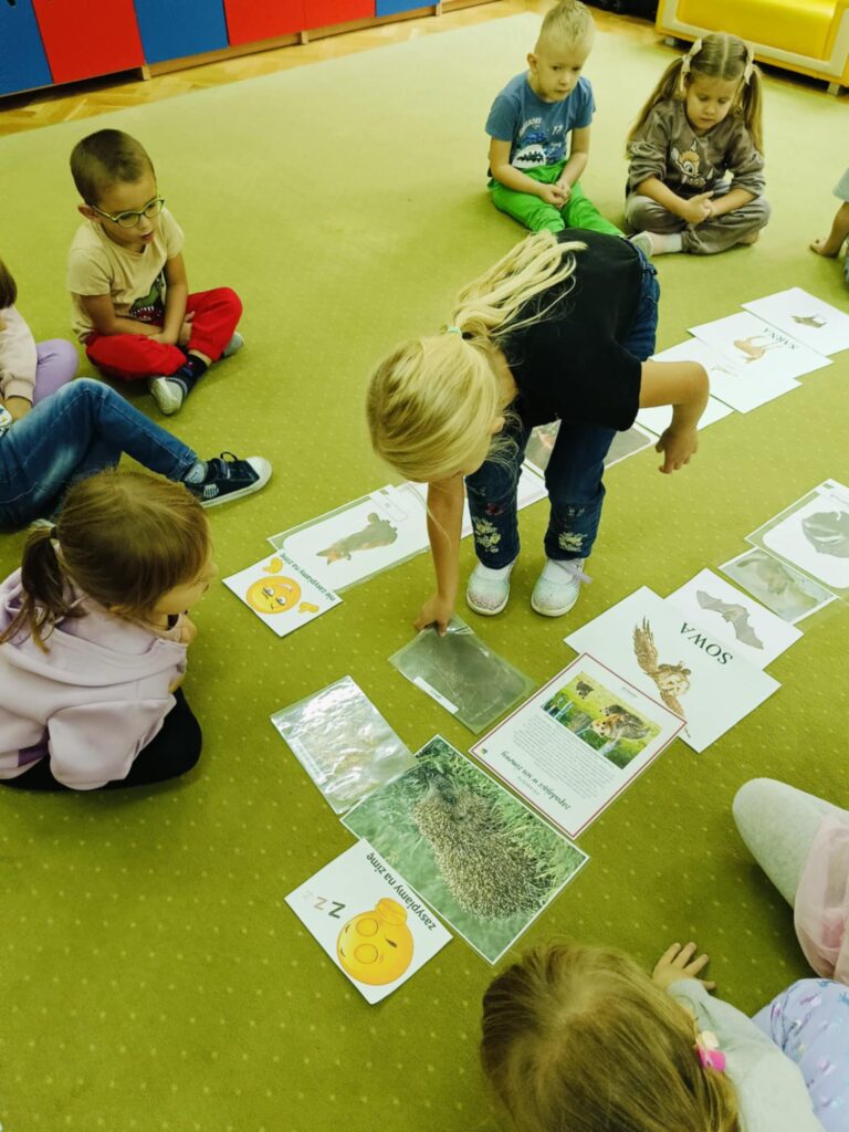 Jak zwierzęta przygotowują się do zimy? – „Biedronki”