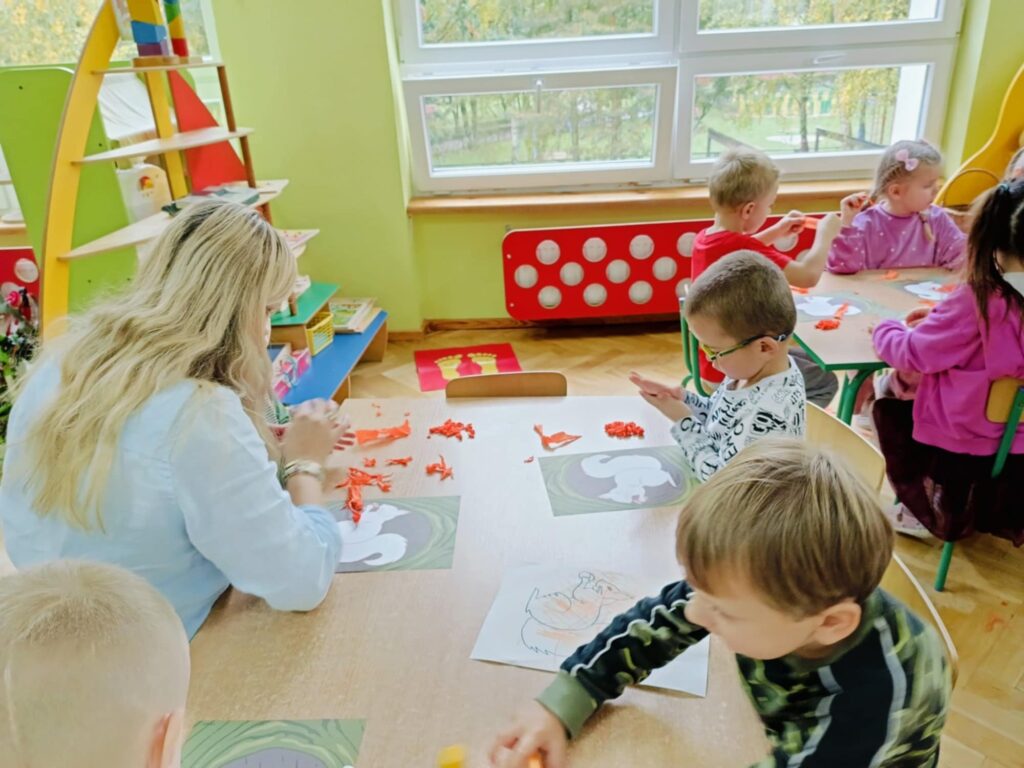 Jak zwierzęta przygotowują się do zimy? – „Biedronki”