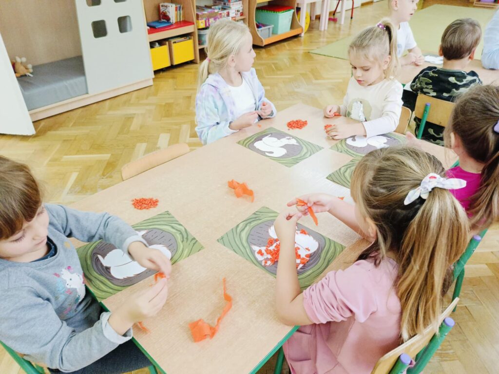 Jak zwierzęta przygotowują się do zimy? – „Biedronki”