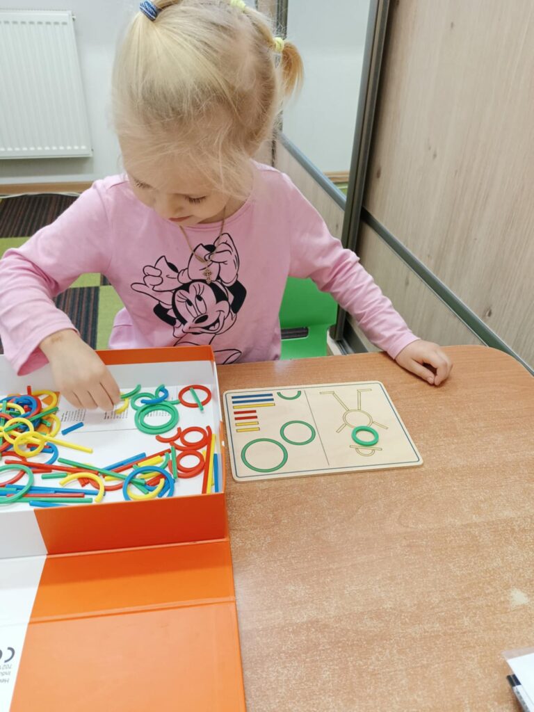 Zabawy lewopółkulowe - zajęcia rewalidacyjne