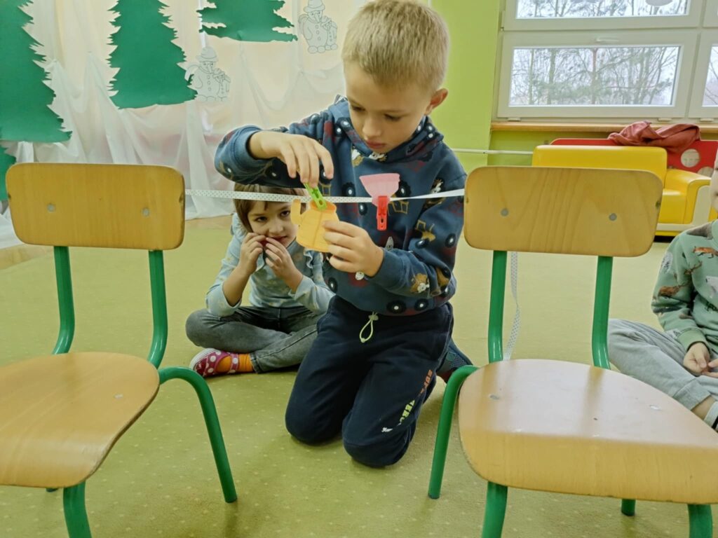 „Zimno, coraz zimniej" – realizacja programu profilaktyki logopedycznej w „Biedronkach”