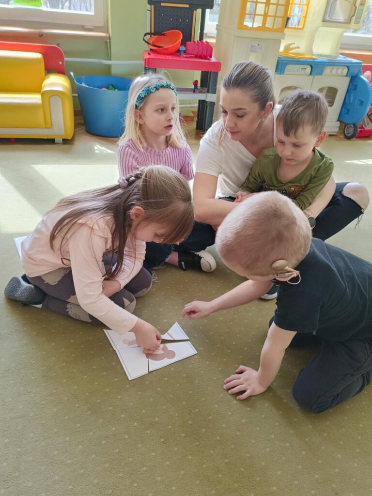 Drugie życie odpadów – realizacja programu „Kubusiowi Przyjaciele Natury" w „Biedronkach”