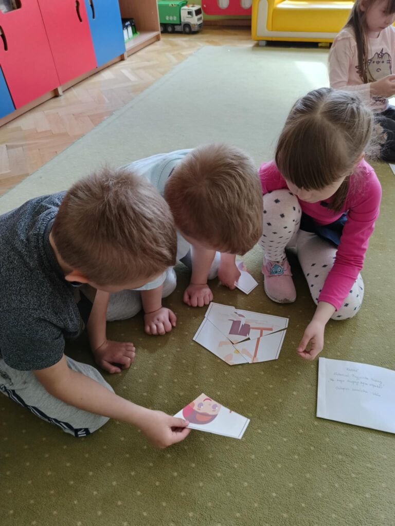 Drugie życie odpadów – realizacja programu „Kubusiowi Przyjaciele Natury" w „Biedronkach”