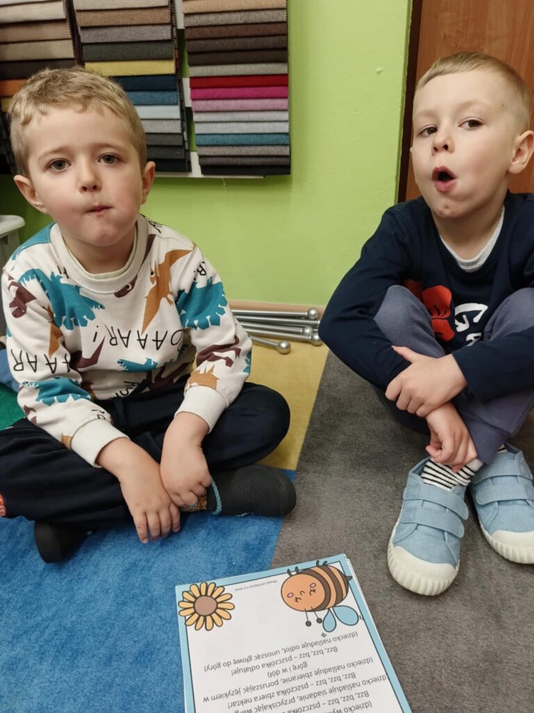 Dzień Pszczoły na zajęciach logopedycznych