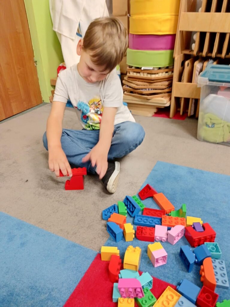 Zajęcia logopedyczne: Zabawa naprzemienna i rozwijanie kompetencji językowych