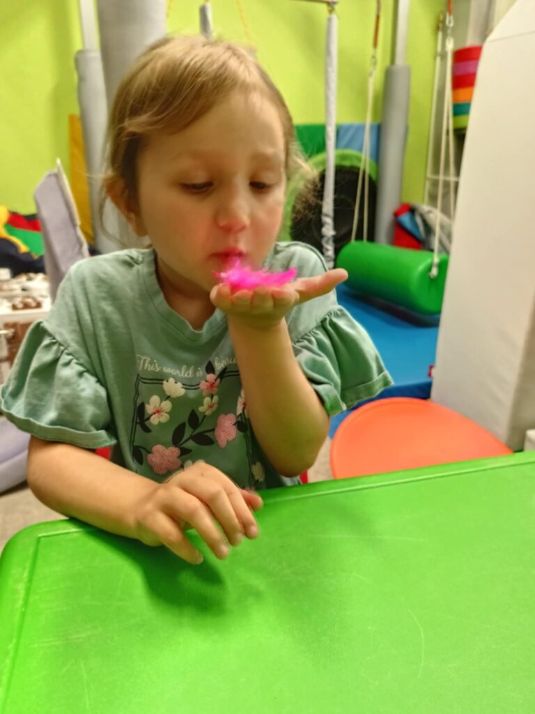 Zajęcia logopedyczne: Zabawa naprzemienna i rozwijanie kompetencji językowych