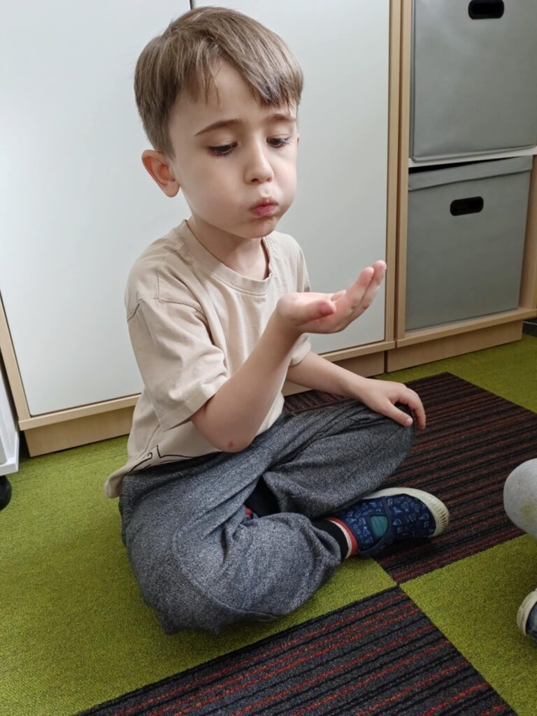 Zajęcia logopedyczne: Zabawa naprzemienna i rozwijanie kompetencji językowych