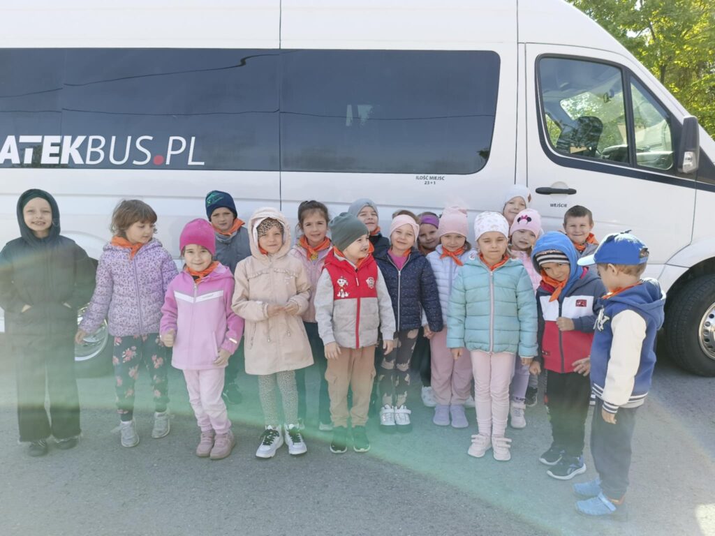 Leśna przygoda naszych „Biedronek”