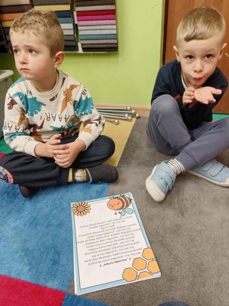 Dzień Pszczoły na zajęciach logopedycznych