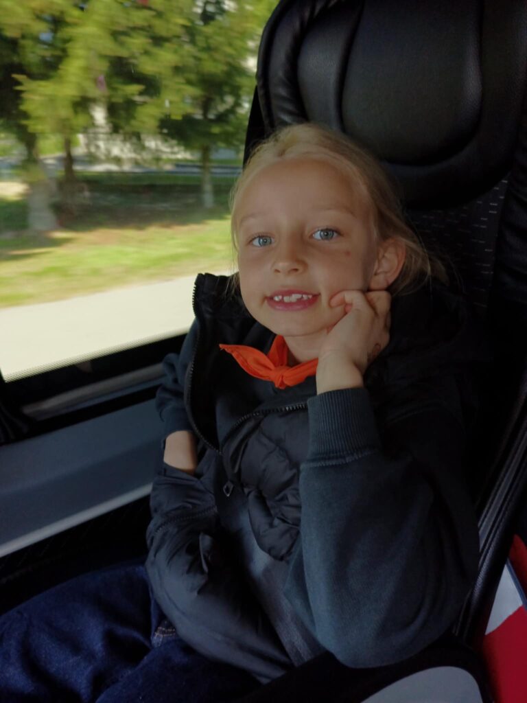 Leśna przygoda naszych „Biedronek”