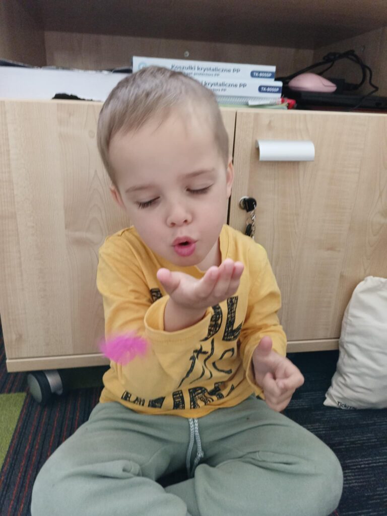 kolorowe zajęcia logopedyczne