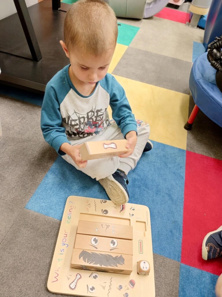 Zajęcia logopedyczne: Zabawa naprzemienna i rozwijanie kompetencji językowych