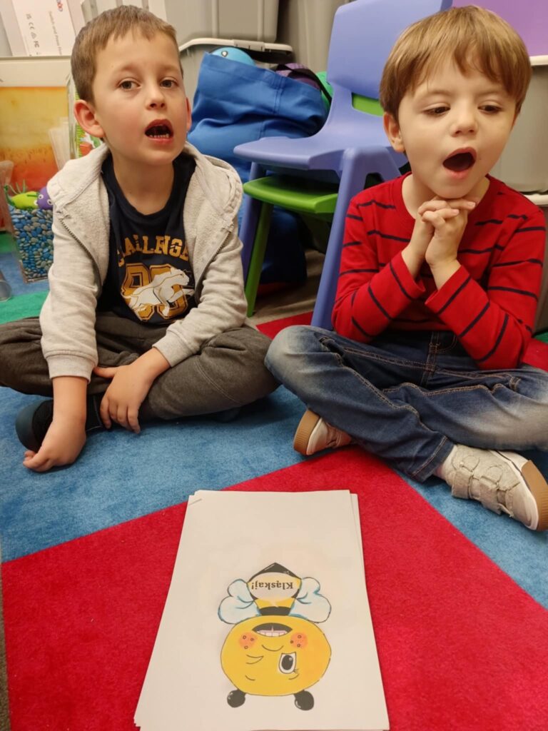 Dzień Pszczoły na zajęciach logopedycznych