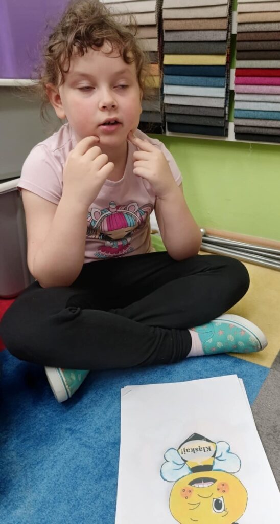 Dzień Pszczoły na zajęciach logopedycznych