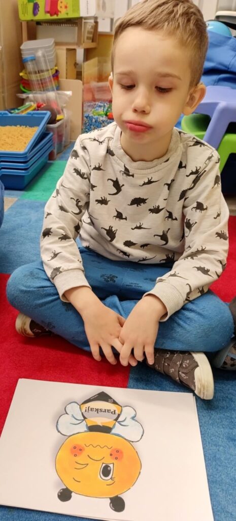 Dzień Pszczoły na zajęciach logopedycznych