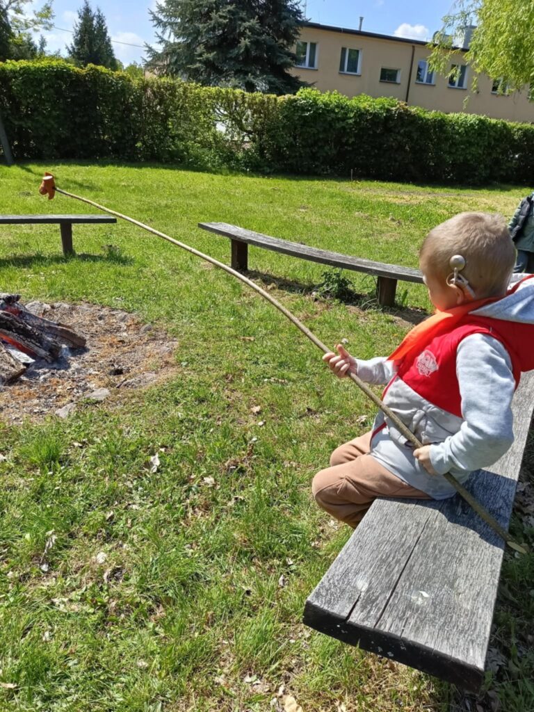 Leśna przygoda naszych „Biedronek”