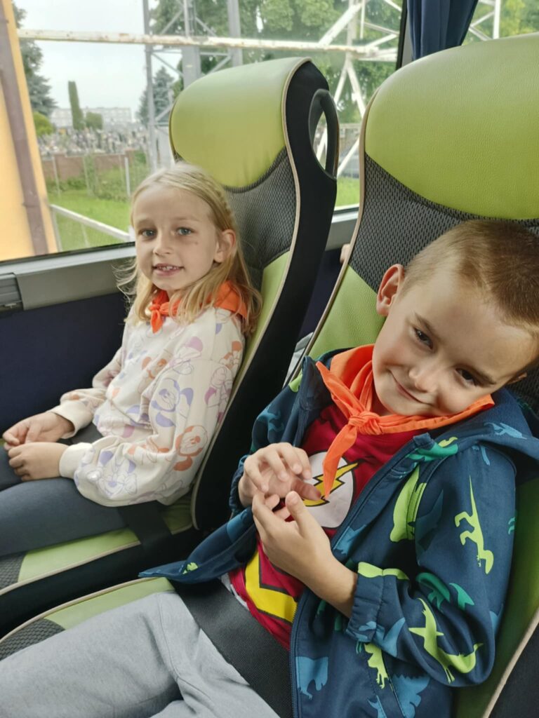 "Biedronki” wybrały się do kina