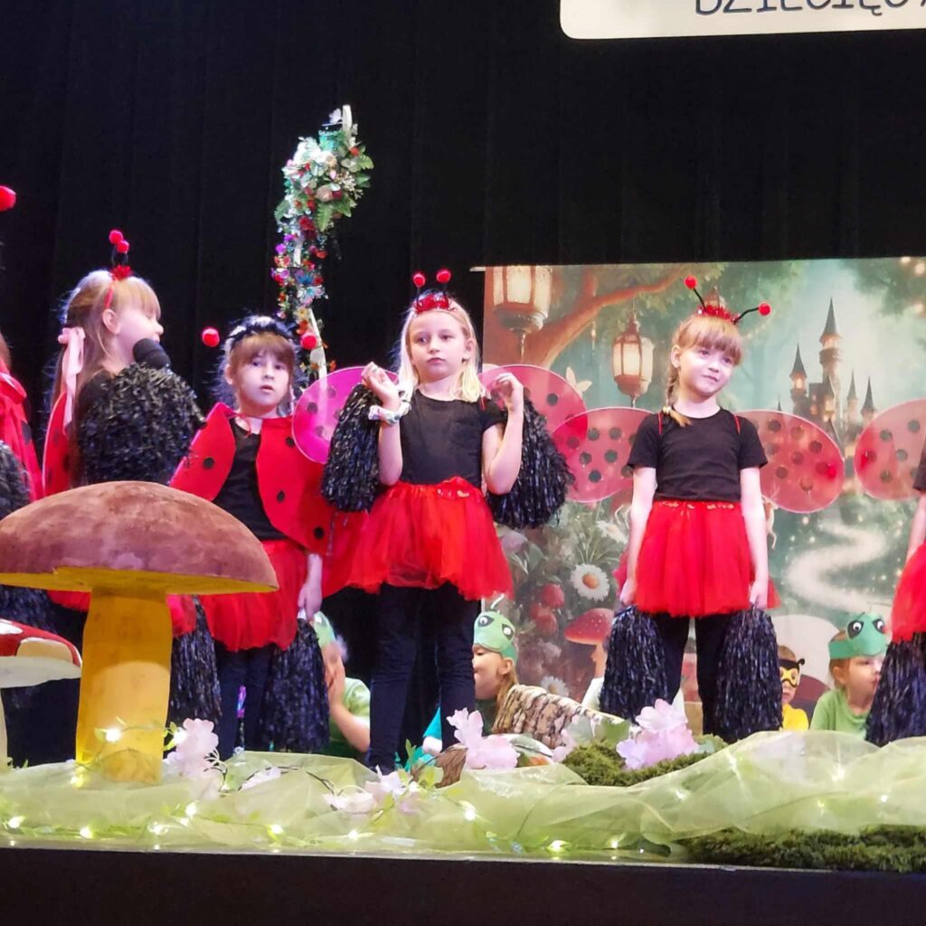 XXIII Powiatowym Przeglądzie Teatrzyków Dziecięcych w Milejowie