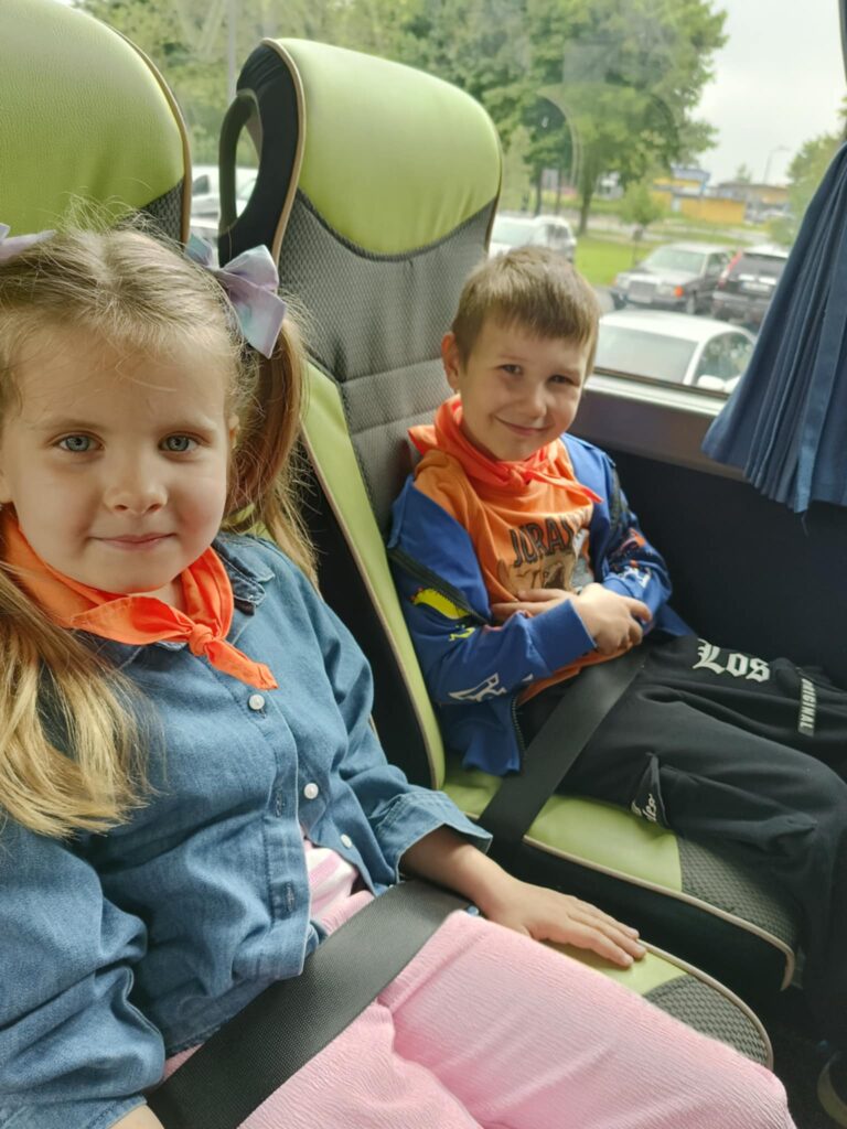 "Biedronki” wybrały się do kina